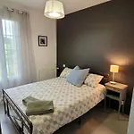 House A Tranquil Escape * Lembras